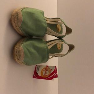 Vidorreta V-Gigi green wedges